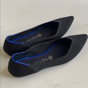 Rothys point flat in black size 9